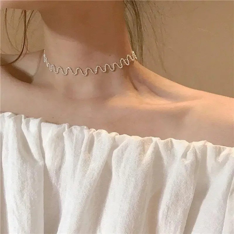 Silver Crystal Wavy Squiggle Choker